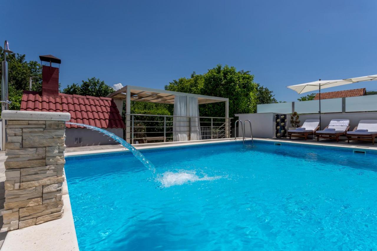 Holiday House Mala Sinj Eksteriør billede