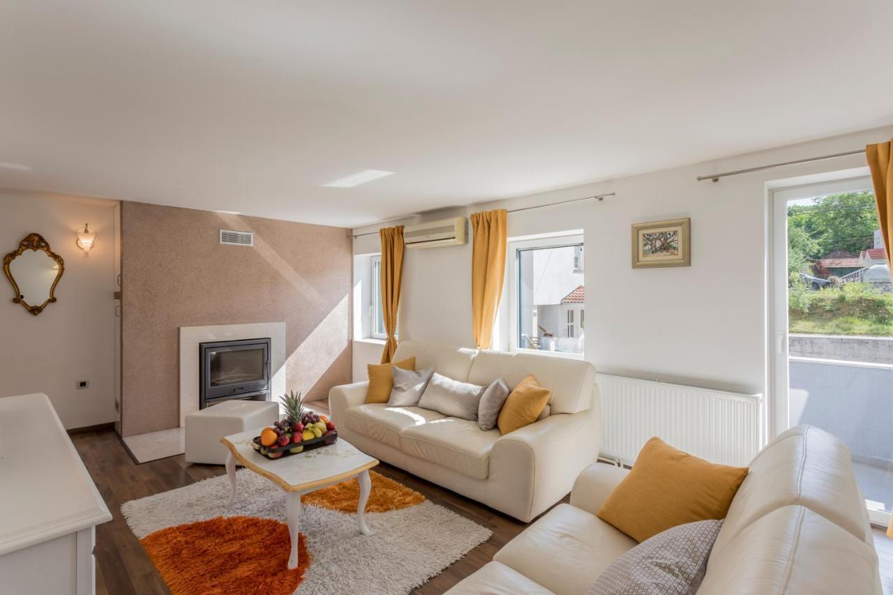 Holiday House Mala Sinj Eksteriør billede